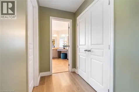 2338 Norland Drive Burlington ON L7L 7E6