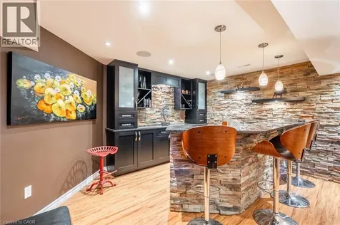 2338 Norland Drive Burlington ON L7L 7E6