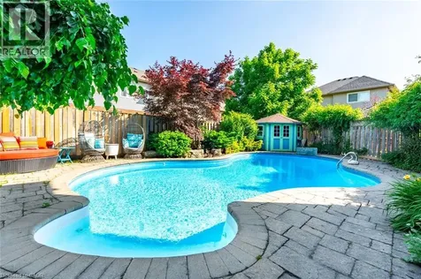 2338 Norland Drive Burlington ON L7L 7E6
