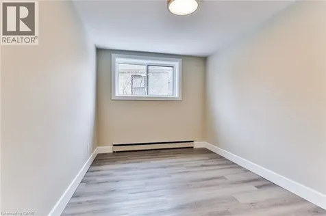 169 David Street Waterloo ON N2G 1Y3