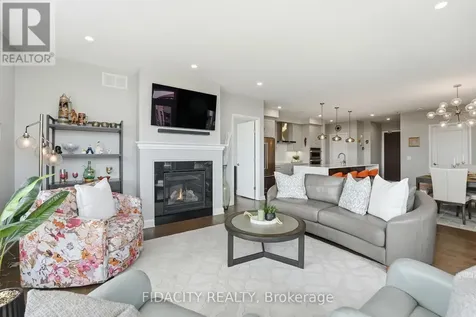 180 Boundstone Way Ottawa ON K2T 0M9