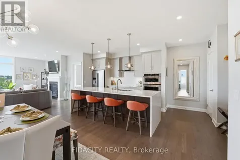 180 Boundstone Way Ottawa ON K2T 0M9