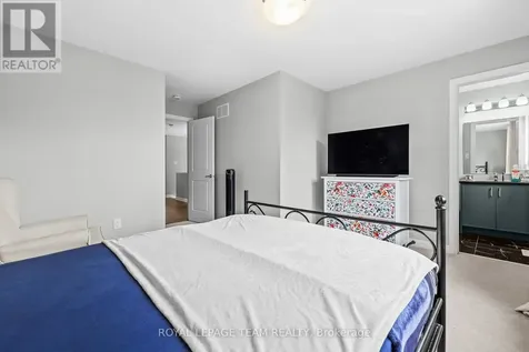 301 Elsie Macgill Walk Ottawa ON K2W 0L1