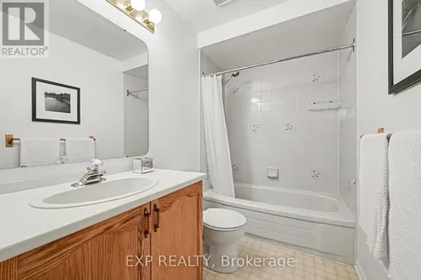 1859 Summerfields Crescent Ottawa ON K1C 7B7