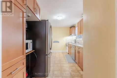29 York Street Aylmer ON N5H 2G8
