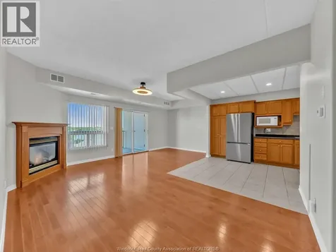 315 Village Grove Drive Tecumseh ON N8N 5G4