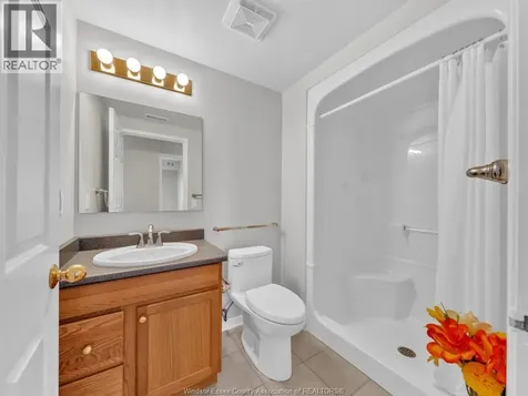 315 Village Grove Drive Tecumseh ON N8N 5G4
