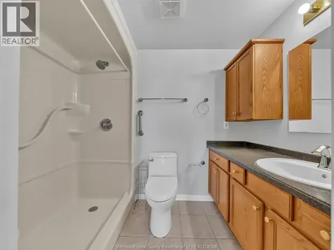 315 Village Grove Drive Tecumseh ON N8N 5G4