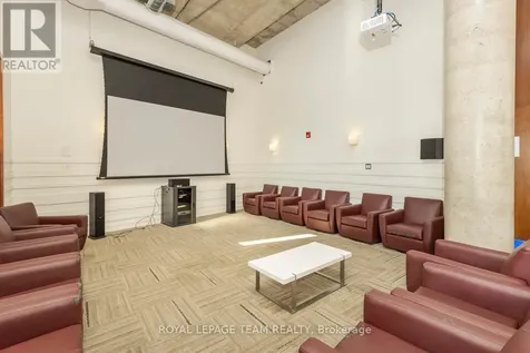 354 Gladstone Avenue Ottawa ON K2P 0R4