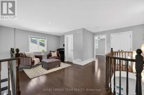 51 Bridle Crest Court Ottawa ON K2M 0H5