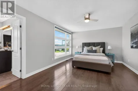 51 Bridle Crest Court Ottawa ON K2M 0H5