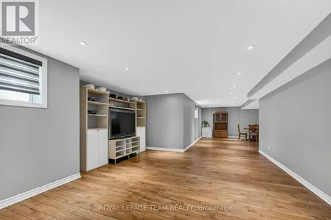 51 Bridle Crest Court Ottawa ON K2M 0H5