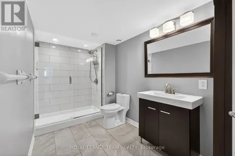 51 Bridle Crest Court Ottawa ON K2M 0H5