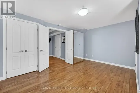 51 Bridle Crest Court Ottawa ON K2M 0H5