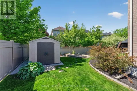 51 Bridle Crest Court Ottawa ON K2M 0H5