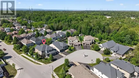 51 Bridle Crest Court Ottawa ON K2M 0H5
