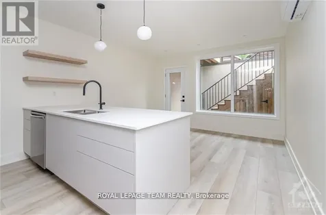 13B Fifth Avenue Ottawa ON K1S 2M2
