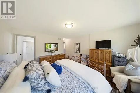 1013 Ada Barrington Private Ottawa ON K4M 1M1