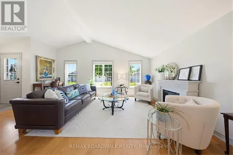 1013 Ada Barrington Private Ottawa ON K4M 1M1