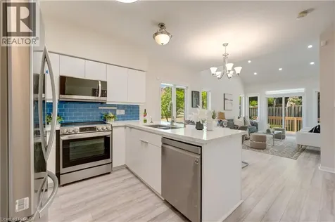 795 Laurelwood Drive Waterloo ON N2V 0A3