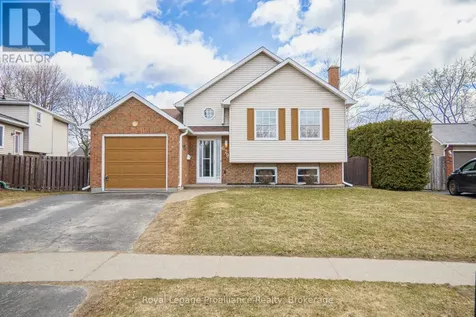 679 Mackechnie Crescent Cobourg ON K9A 4Y1