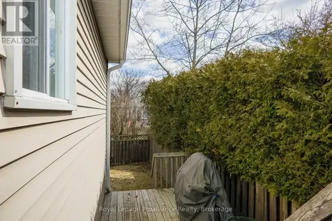 679 Mackechnie Crescent Cobourg ON K9A 4Y1