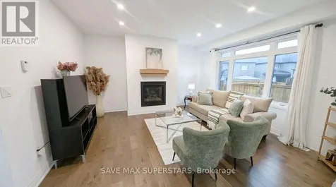 20 Paddington Grove Barrie ON L9J 0J3