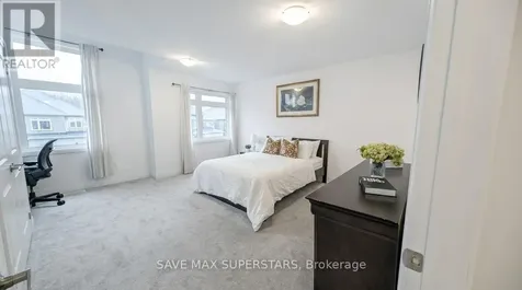 20 Paddington Grove Barrie ON L9J 0J3