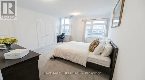 20 Paddington Grove Barrie ON L9J 0J3