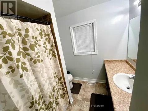 115 Harvest Hills Boulevard East Gwillimbury ON L9N 0B4