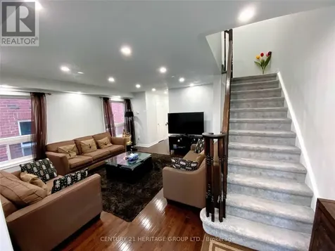 115 Harvest Hills Boulevard East Gwillimbury ON L9N 0B4