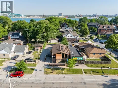 2438-2440 University Avenue West Windsor ON N9B 1E9