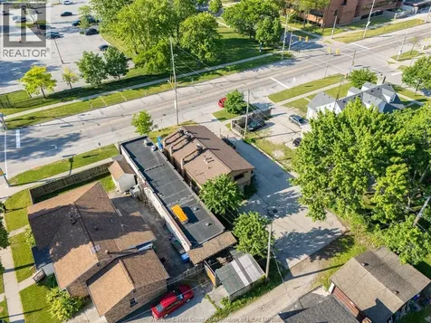 2438-2440 University Avenue West Windsor ON N9B 1E9