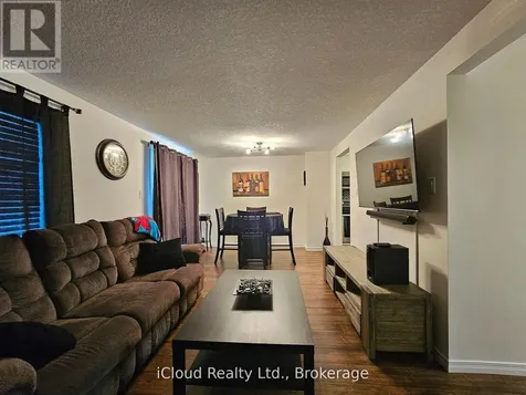 458 Misty Crescent Kitchener ON N2B 3V6