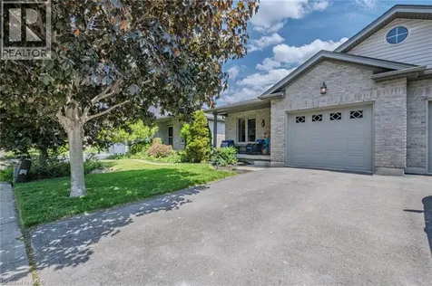 46 Pheasant Trail Port Dover ON N0A 1N5