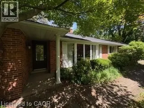 801 Book Road East Ancaster ON L9G 3L1