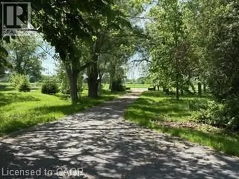 801 Book Road East Ancaster ON L9G 3L1