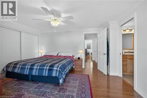 1011 White Oak Drive Burlington ON L7T 2L3