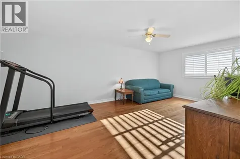 1011 White Oak Drive Burlington ON L7T 2L3