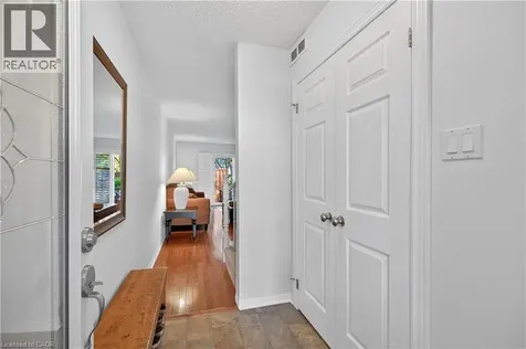 1011 White Oak Drive Burlington ON L7T 2L3
