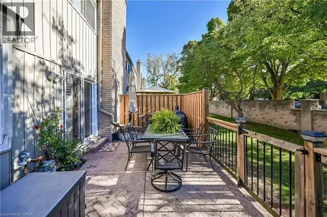 1011 White Oak Drive Burlington ON L7T 2L3