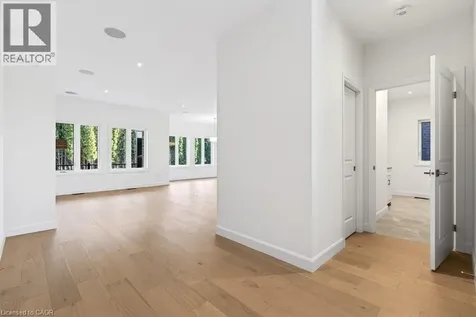 100 Watershore Drive Stoney Creek ON L8E 0C1