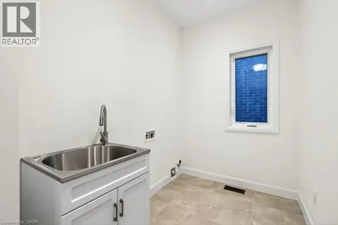100 Watershore Drive Stoney Creek ON L8E 0C1