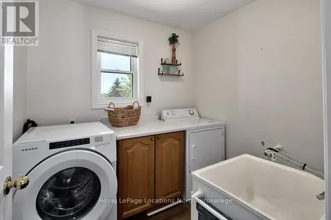 118 Matilda Street Blue Mountains ON N0H 1J0