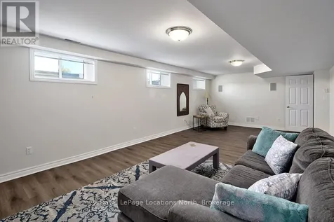 118 Matilda Street Blue Mountains ON N0H 1J0