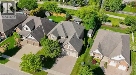 211 Terrace Wood Crescent Kitchener ON N2P 2T3