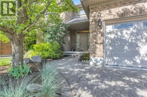 211 Terrace Wood Crescent Kitchener ON N2P 2T3