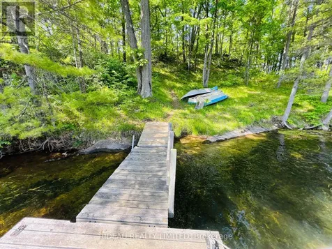 252 Deans Island Road Rideau Lakes ON K0G 1E0