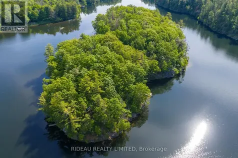 252 Deans Island Road Rideau Lakes ON K0G 1E0