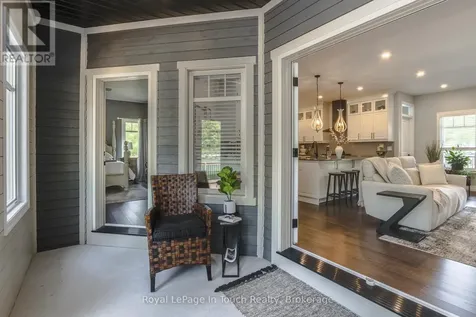 55 Beaufort Crescent Tiny ON L9M 0B8